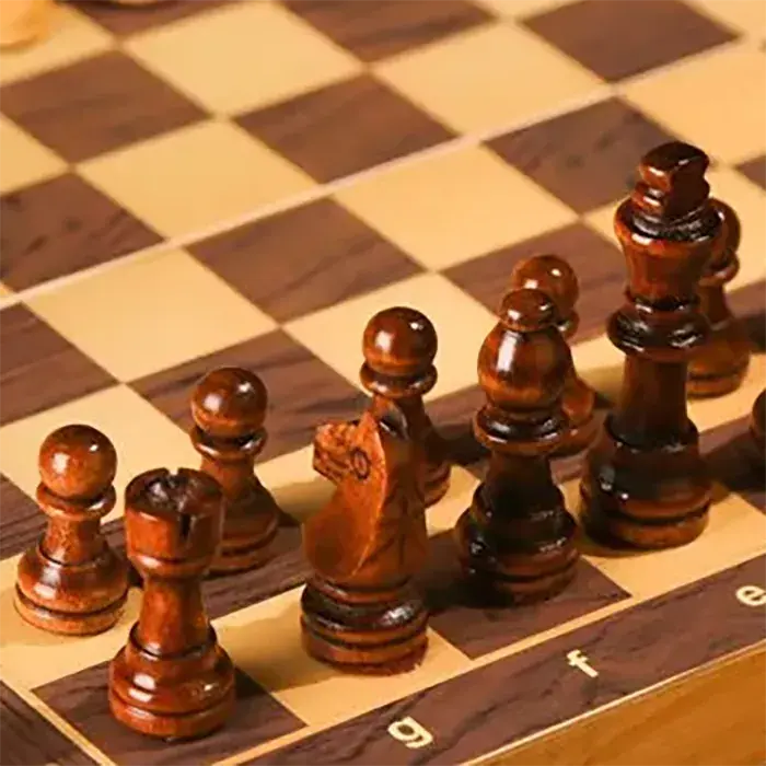 Échecs En Bois SÉNATEUR – Échiquier Pliable 41x41 Cm – Pièces En Charme Avec Base Feutrée – Jeu D’échecs Luxe Artisanal