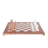 Jeu d'échecs rose