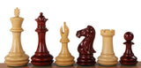 Pièces d'échecs à base chanfreinée en padouk rouge