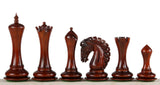 Pièces d'échecs en bois rouge et buis