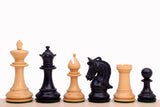 Pièces d'échecs Corinthian de luxe en buis ébonisé