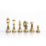 Petites pièces d'échecs Staunton dorées