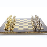 Jeu d'échecs Bataille des Géants plateau marron