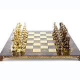 Jeu d'échecs Renaissance or et bronze plateau marron