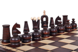 Pièces d'échecs noires design