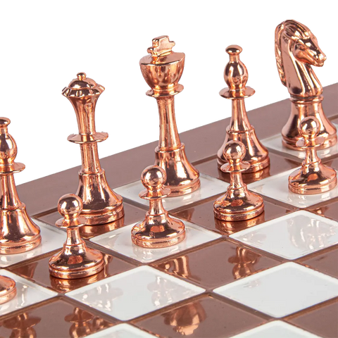 D'hier à aujourd'hui, les plus beaux jeux d'échecs d'artistes et de  designers